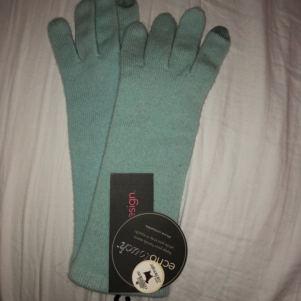 Echo touch cashmere gloves